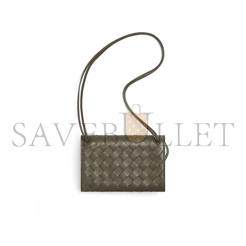BOTTEGA VENETA LEATHER ANDIAMO DAISY CROSS-BODY BAG 838870 (19*12.6*2cm)